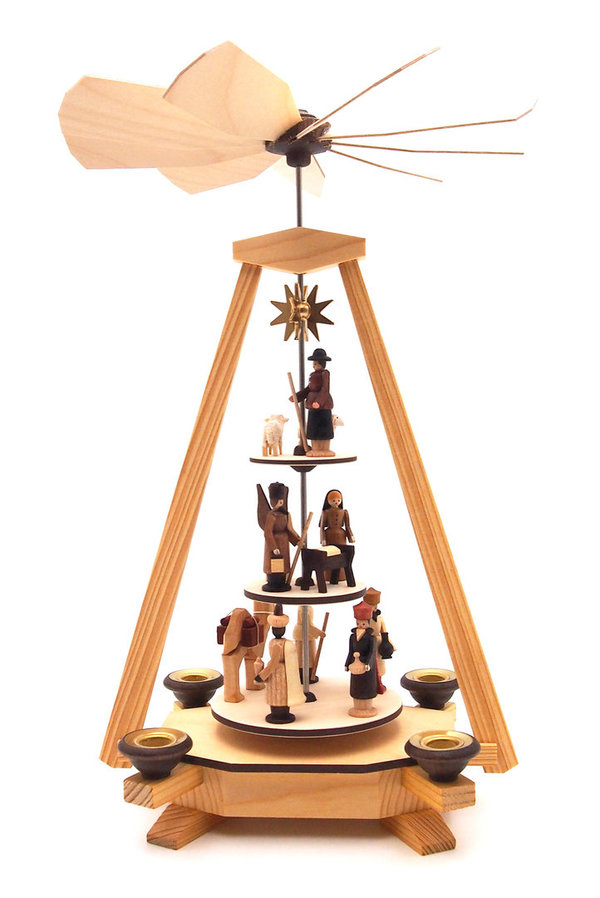 Werner Glässer Pyramide mit Christi Geburt, Figuren natur