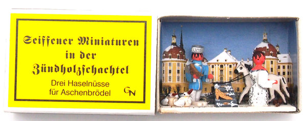Seiffener Miniaturen in der Zündholzschachtel - Zündholzschachtel 3 Haselnüsse für Aschenbrödel